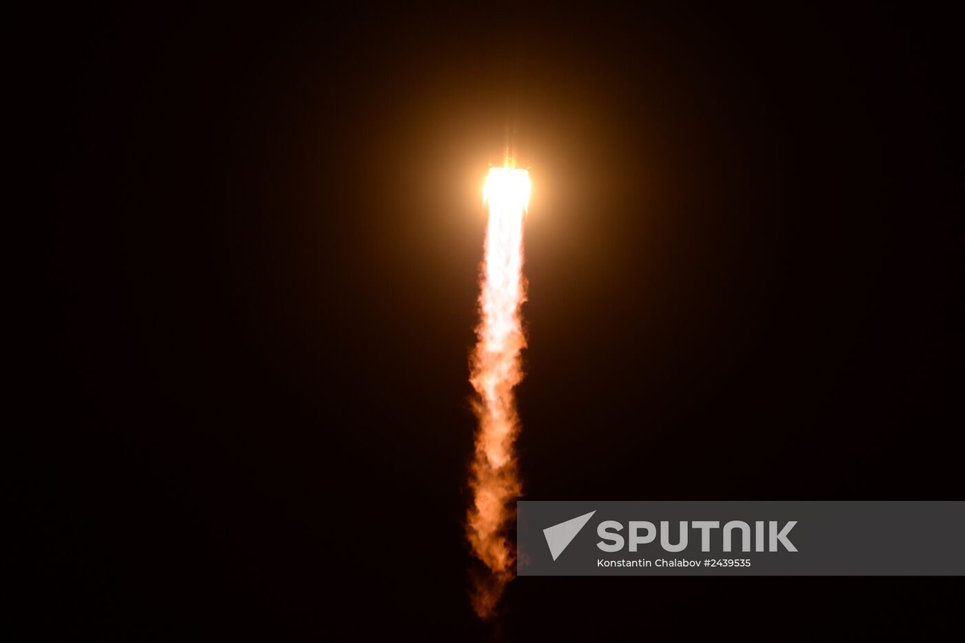 Soyuz-TMA-13M manned spacecraft lifts off from Baikonur Space Center