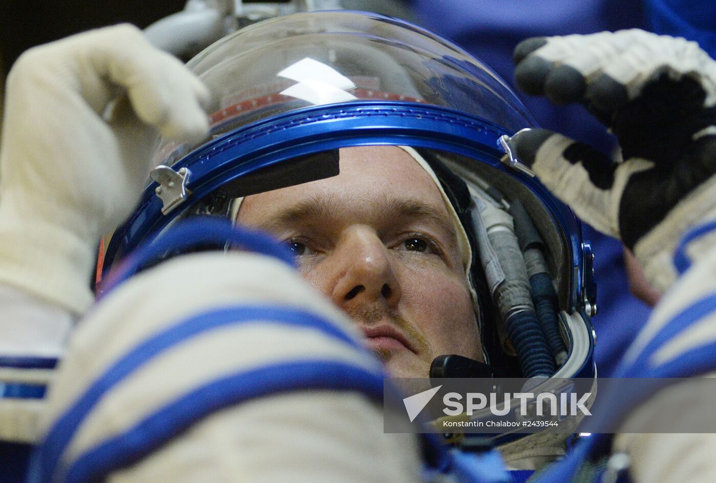 Soyuz-TMA-13M manned spacecraft lifts off from Baikonur Space Center