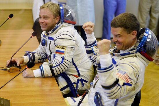Soyuz-TMA-13M manned spacecraft lifts off from Baikonur Space Center