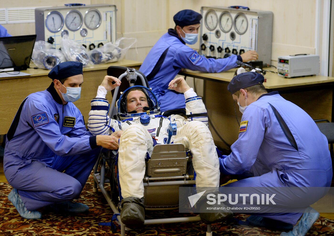Soyuz-TMA-13M manned spacecraft lifts off from Baikonur Space Center