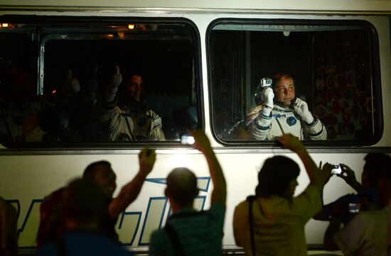 Soyuz-TMA-13M manned spacecraft lifts off from Baikonur Space Center