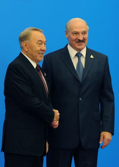 Vladimir Putin visits Kazakhstan, attends Supreme Eurasian Economic Council meeting