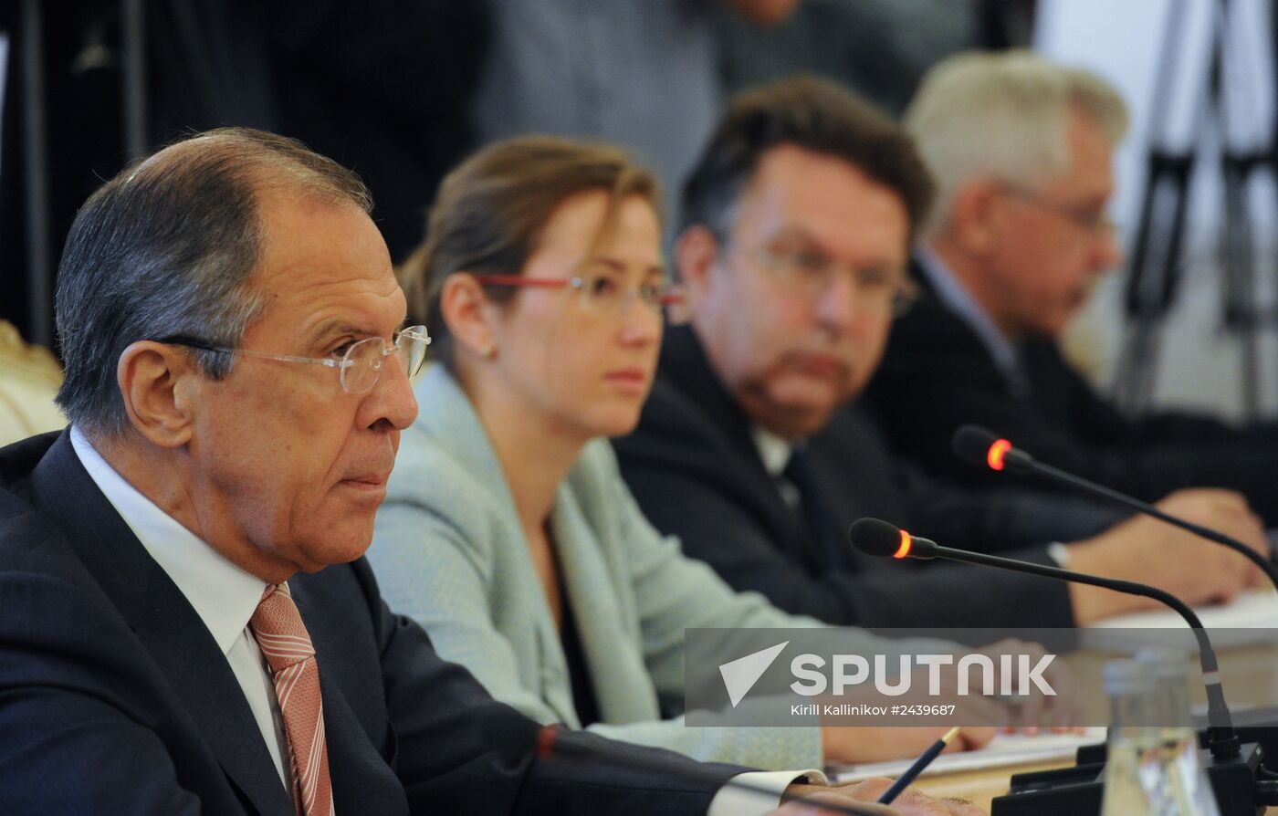 Sergei Lavrov meets with Elías José Jaua Milano