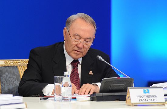 Vladimir Putin visits Astana to attend Supreme Eurasian Economic Council meeting