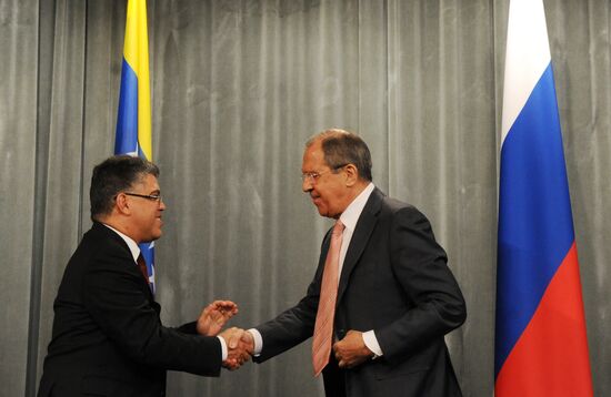 Sergei Lavrov meets with Elías José Jaua Milano