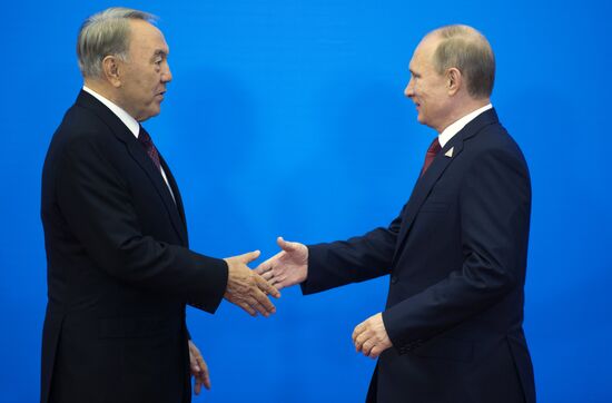 Putin visits Kazakhstan for Supreme Eurasian Economic Council meeting