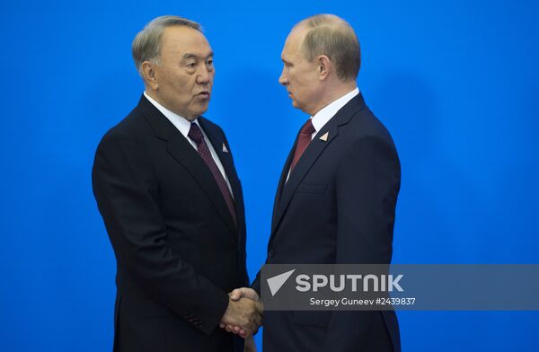 Putin visits Kazakhstan for Supreme Eurasian Economic Council meeting