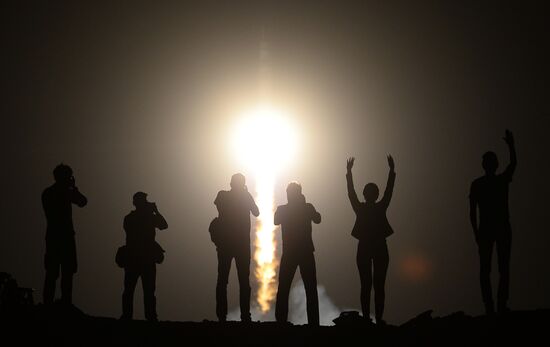 Soyuz-TMA-13M manned spacecraft lifts off from Baikonur Space Center