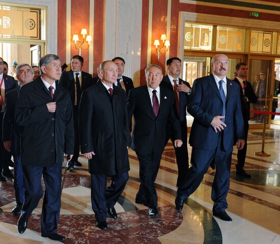 Putin visits Kazakhstan for Supreme Eurasian Economic Council meeting