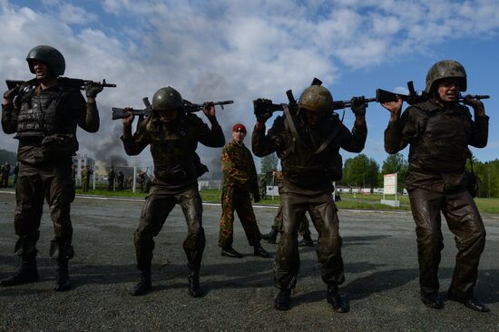 Qualification trials for right to wear maroon beret