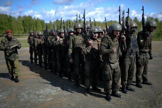 Qualification trials for right to wear maroon beret