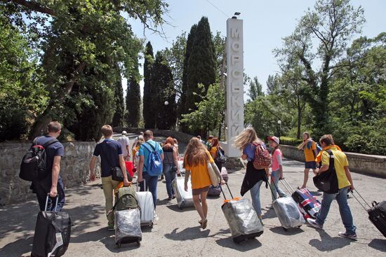 First summer shift starts in Artek camp