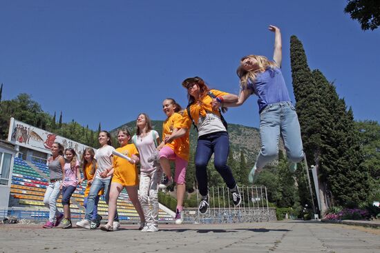 First summer shift starts in Artek camp