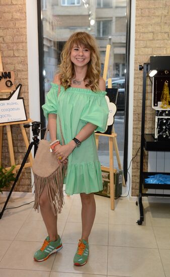 Anastasia Tsvetayeva's Star Girls Only Party