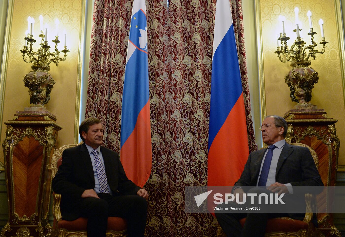 Russian, Slovenian foreign ministers meet