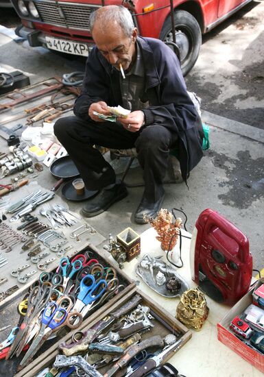 Flea market in Simferopol