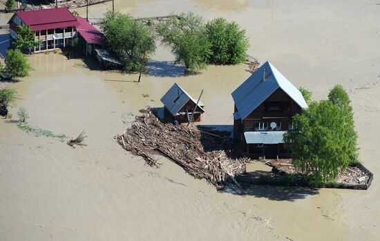 Flooding in Altai