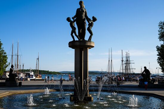 Cities of the world. Oslo