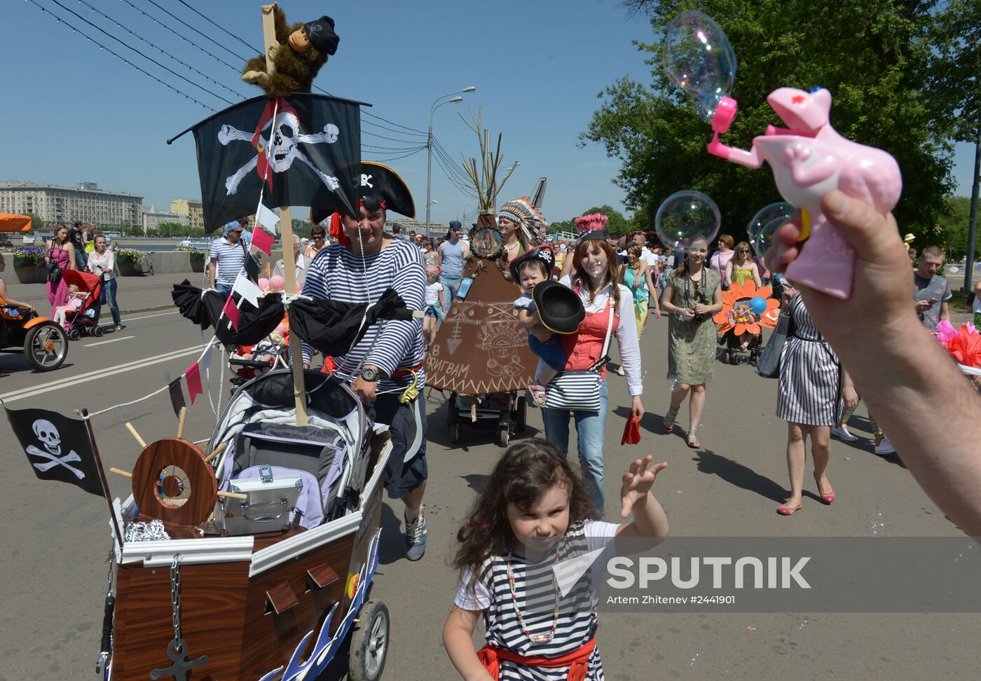 Stroller parade in Moscow