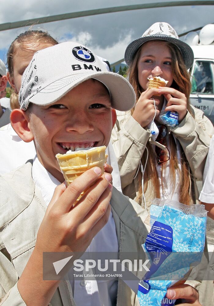 International Day of Protection of Children in Artek