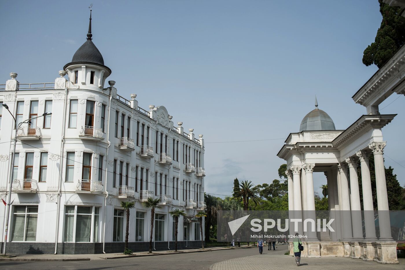 Cities of the world. Sukhumi