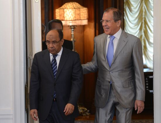 Meeting of Russian Foreign Minister Sergei Lavrov and his Mauritanian counterpart Ahmed Ould Teguedi