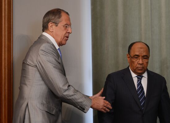 Meeting of Russian Foreign Minister Sergei Lavrov and his Mauritanian counterpart Ahmed Ould Teguedi