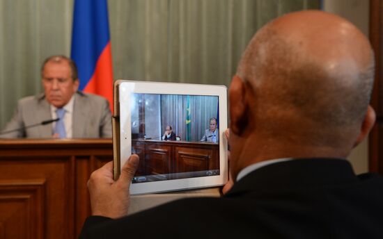 Meeting of Russian Foreign Minister Sergei Lavrov and his Mauritanian counterpart Ahmed Ould Teguedi