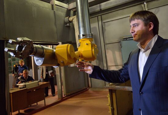 Manufacturing custom-made equipment for the nuclear sector at the SverdNIIKhimmash Company