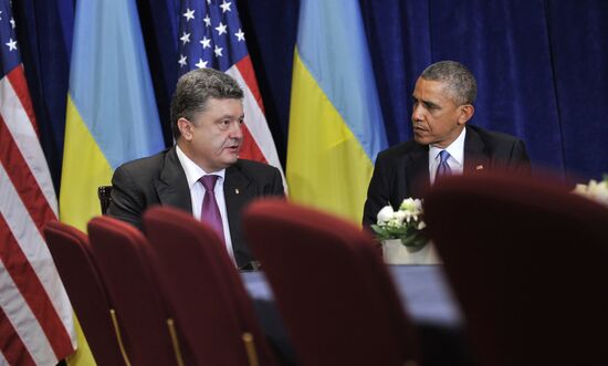 Barack Obama meets with Petro Poroshenko