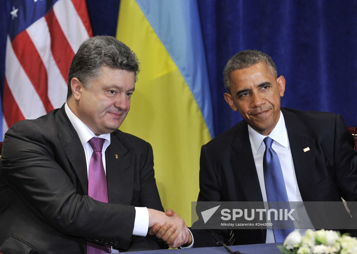 Barack Obama meets with Petro Poroshenko