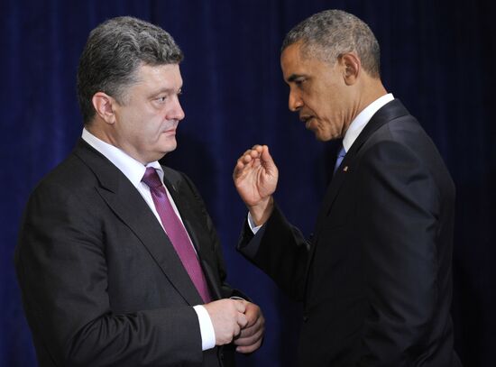 Barack Obama meets with Petro Poroshenko