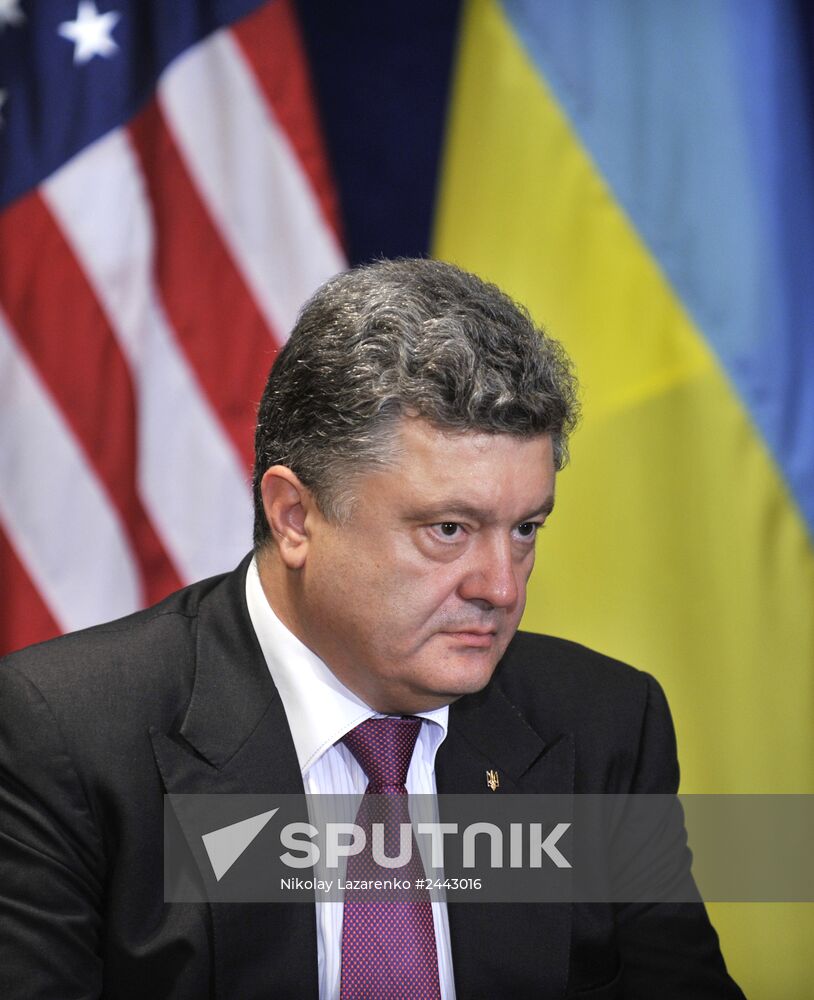 Barack Obama meets with Petro Poroshenko