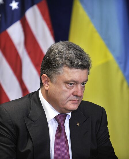 Barack Obama meets with Petro Poroshenko