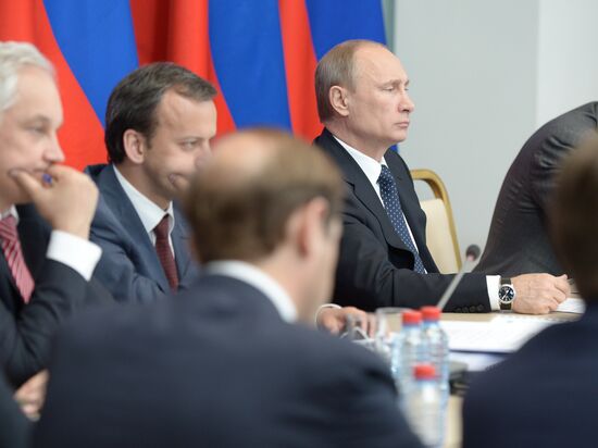 Vladimir Putin visits Southern Federal District