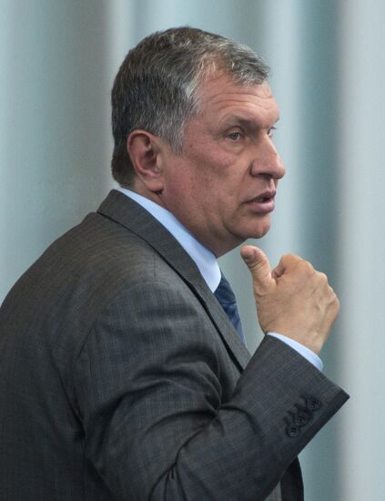 Vladimir Putin visits Southern Federal District