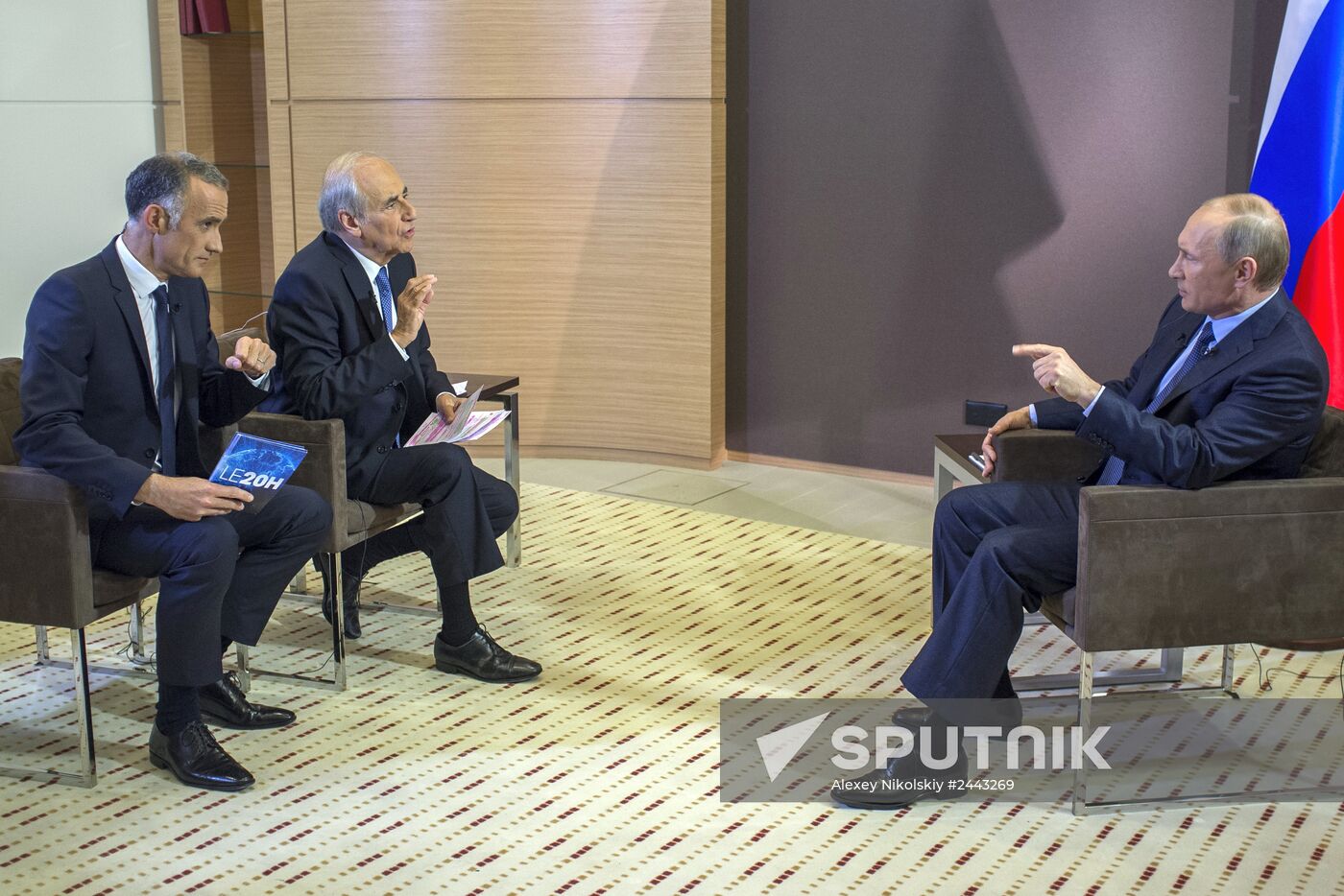 Vladimir Putin gives interview to French journalists
