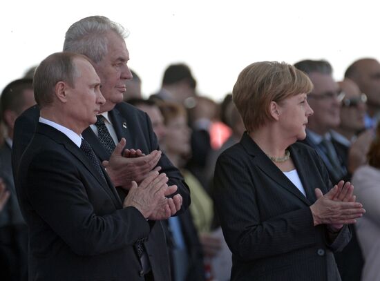 Vladimir Putin's working visit to France