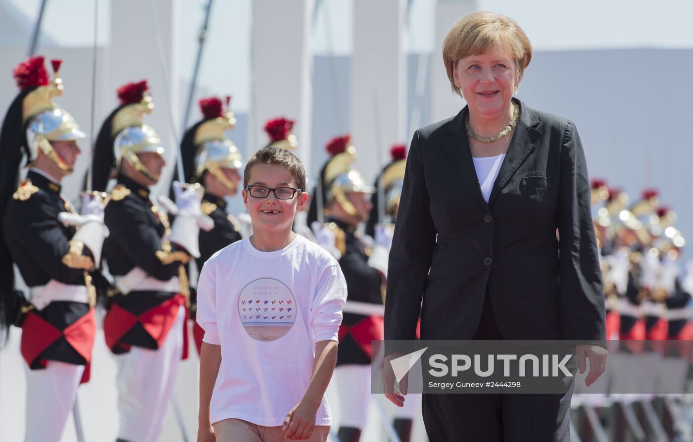 Vladimir Putin visits France