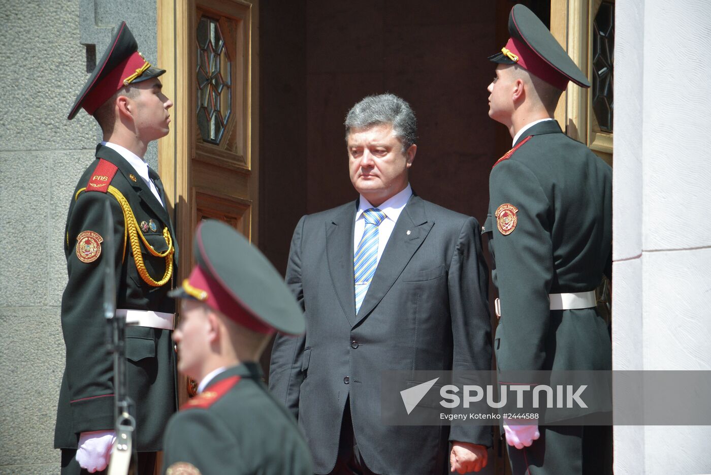 Ukraine's president-elect Poroshenko's swearing-in ceremony