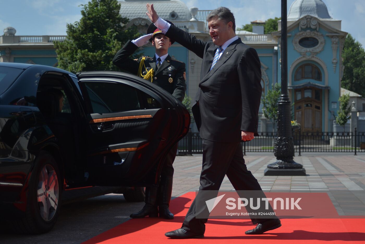 Ukraine's president-elect Poroshenko's swearing-in ceremony