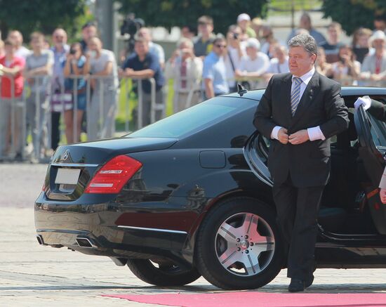 Ukraine's president-elect Poroshenko's swearing-in ceremony