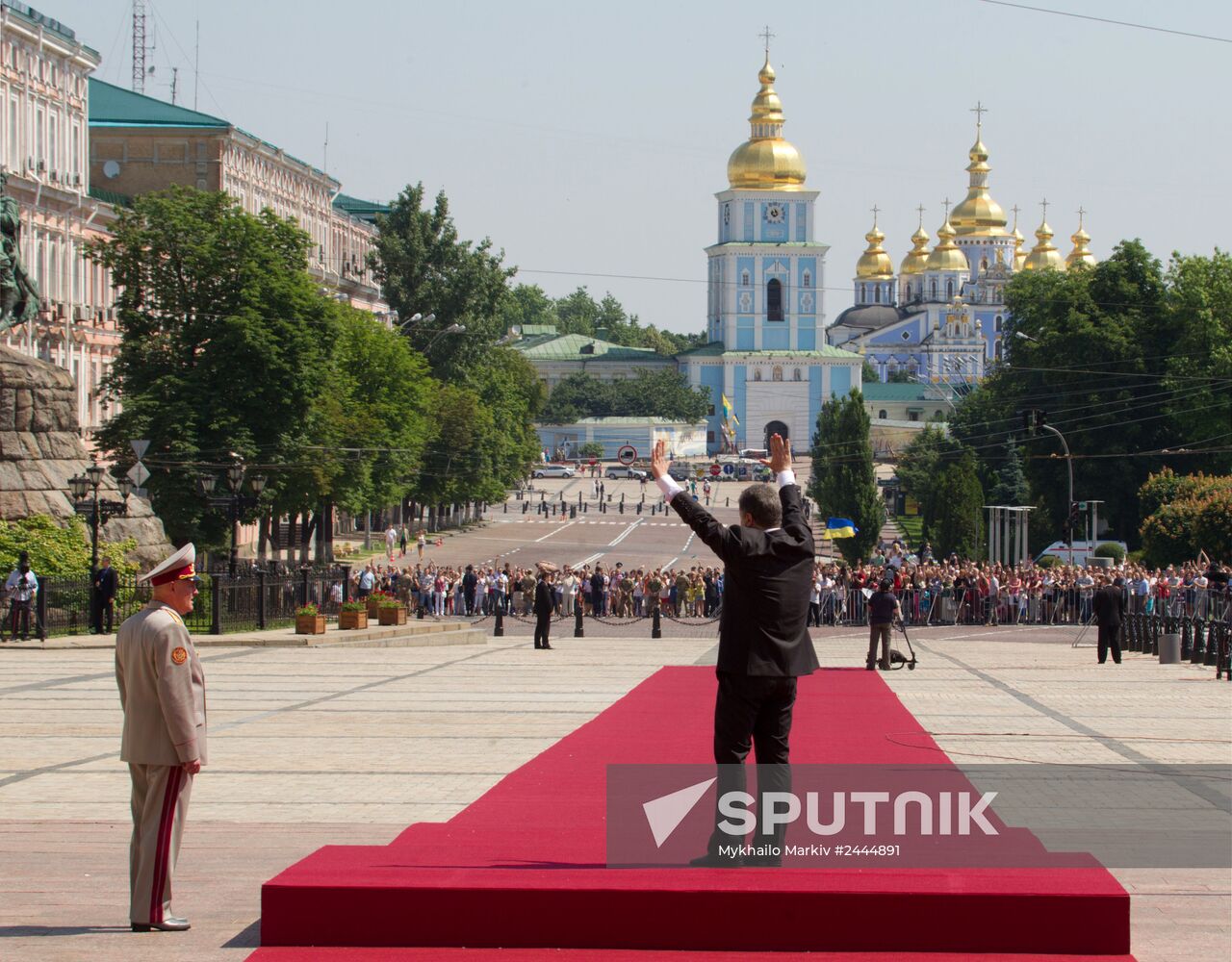 Petro Poroshenko inaugurated as President of Ukraine