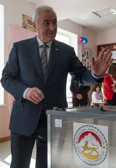 Parliamentary elections in South Ossetia