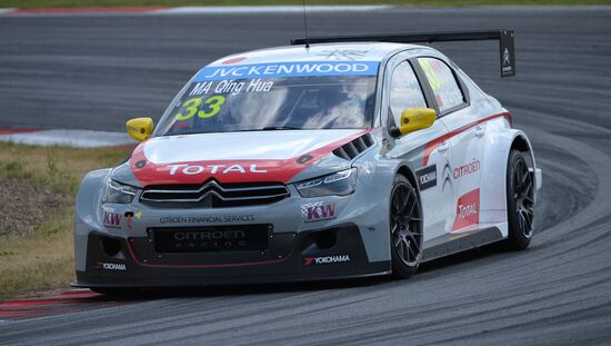 Auto racing. 6th stage of WTCC. Day Two
