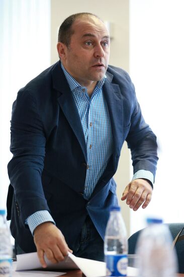 Russian Curling Federation holds conference