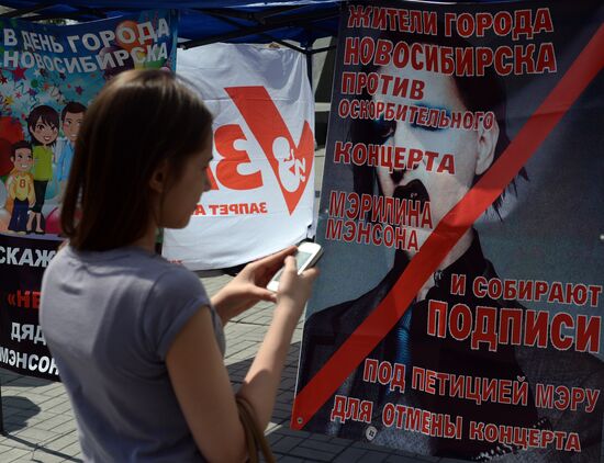 Protest against Marilyn Manson concert in Novosibirsk