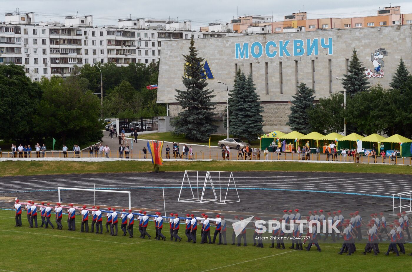 Presentation of Russia's largest flag