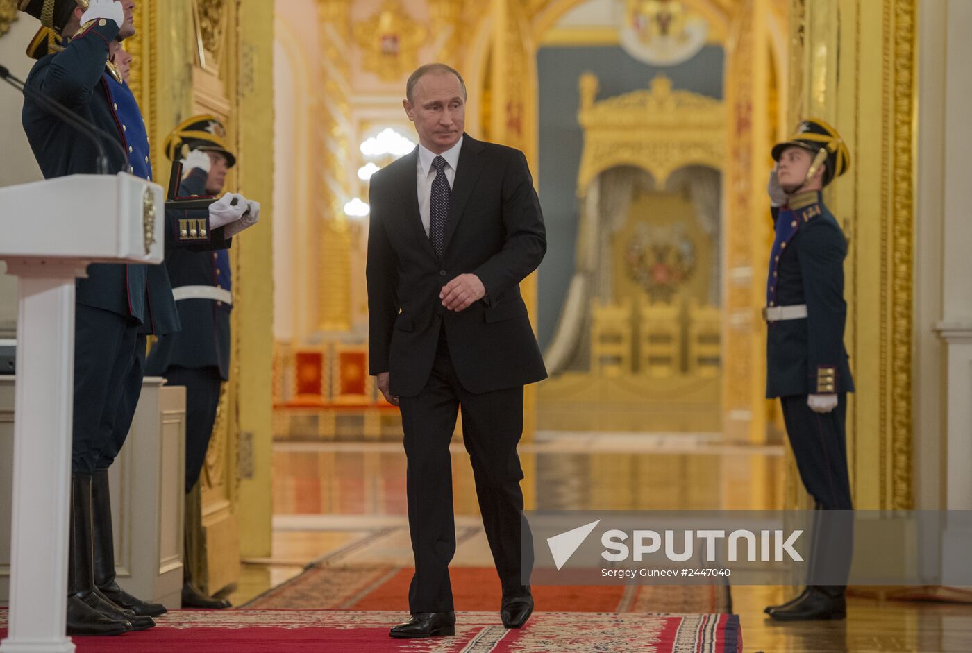 Vladimir Putin hands out 2013 Russian Federation National Awards