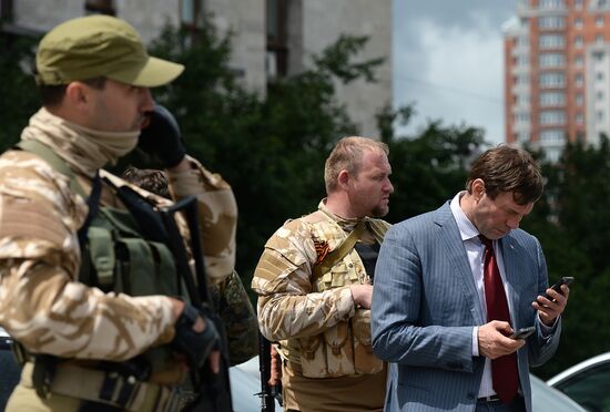 Briefing of Oleg Tsarev and Alexander Boroday in Donetsk